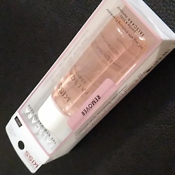 KISS Falscara DIY Eyelash Extension Remover with Natural Rosewater 1.69 fl oz - Picture 2 of 6